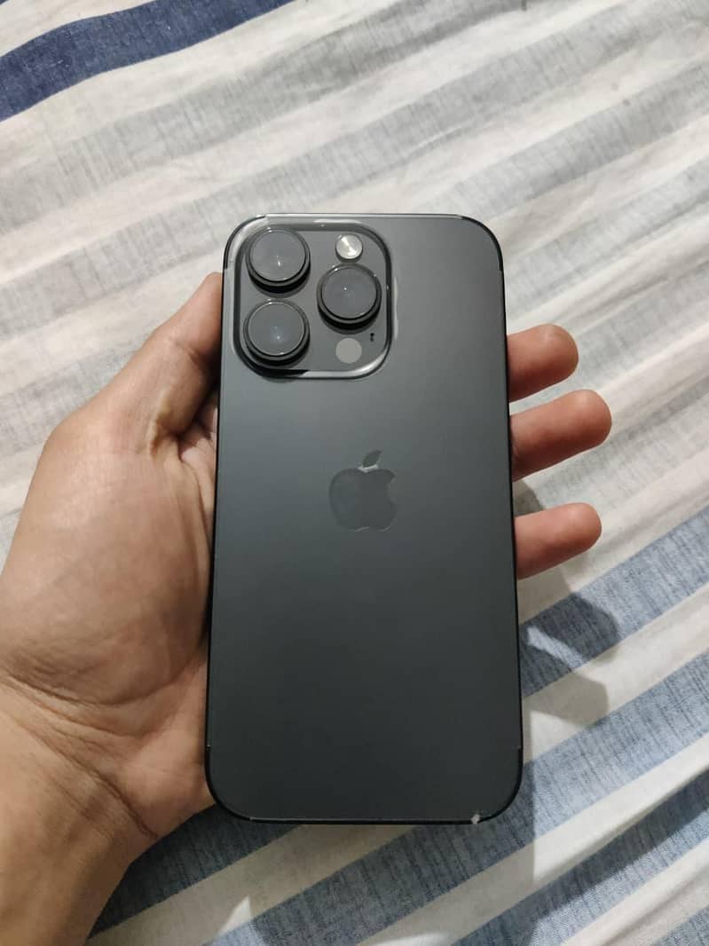 Apple iPhone 14 Pro 2