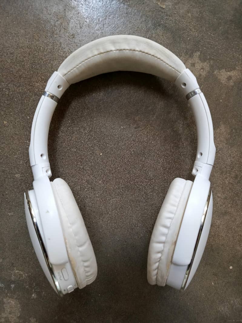 Wireless Headphone 1