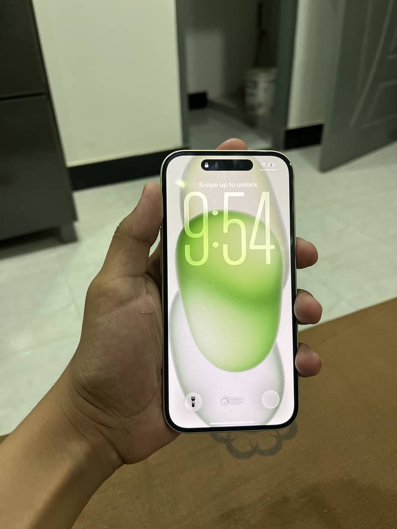 Apple iPhone 15 1