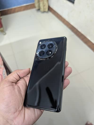 One Plus 12 Black 16/512 Official PTA Approved
