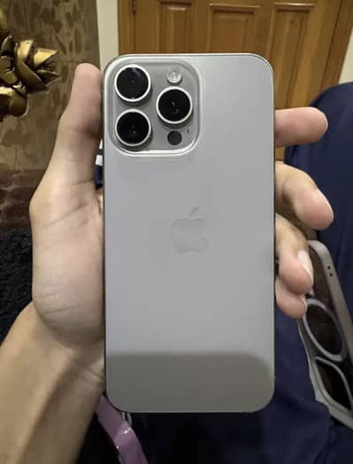 Apple iPhone 15 Pro Max