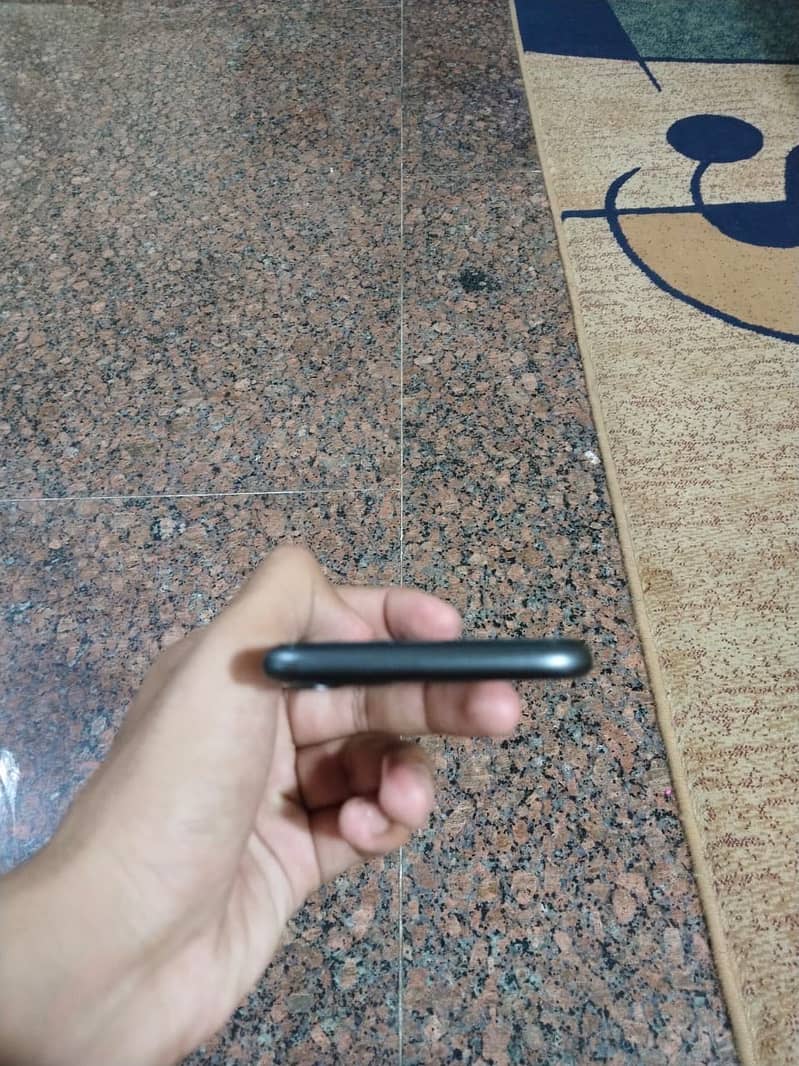 Apple iPhone 11 1