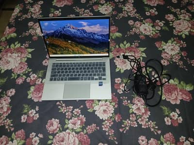 Hp Elitebook 840/G9 12th Generation i5