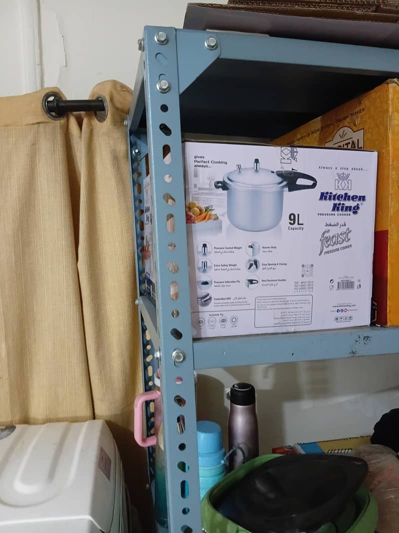 iron solid rack 0