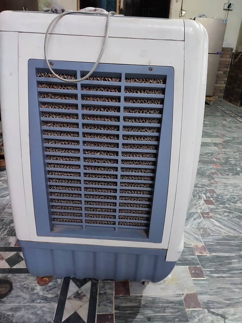 ud 750 1