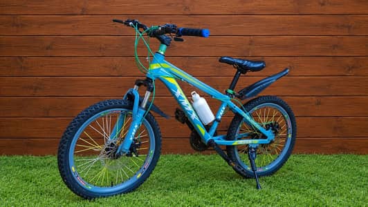 New almunium imported bicycle 10/10 condition {20 number size}