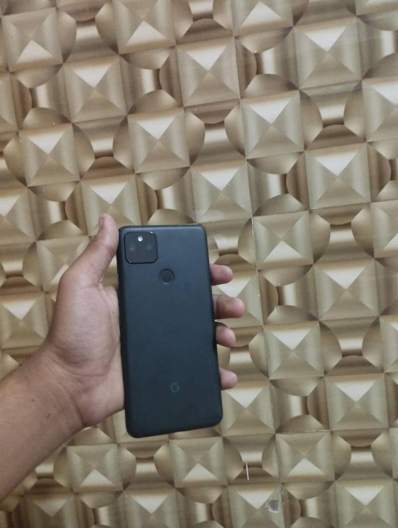 Google Pixel 5a 1