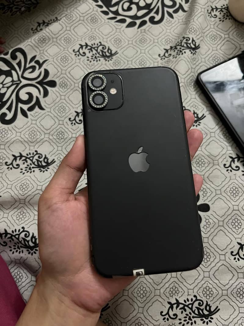 Apple iPhone 11 0