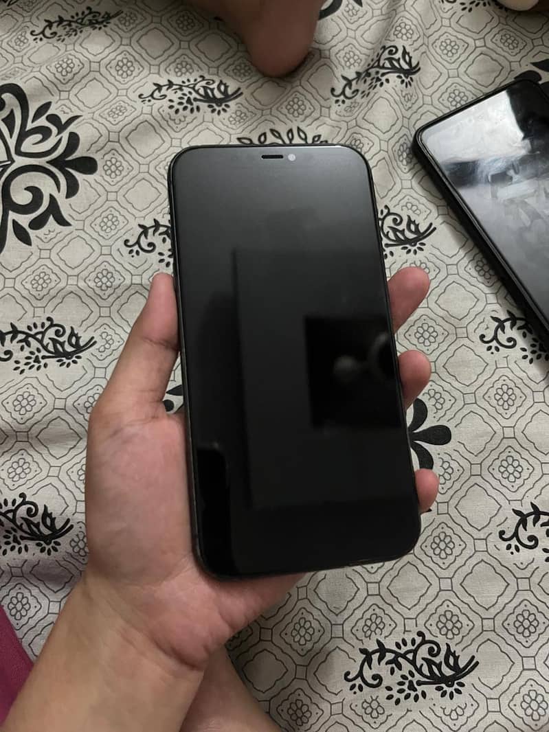 Apple iPhone 11 1
