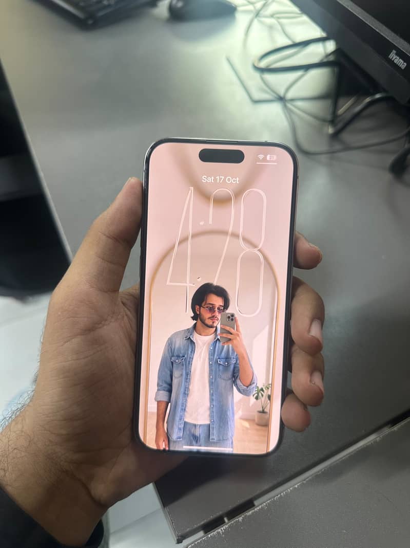 Apple iPhone 15 Pro 2