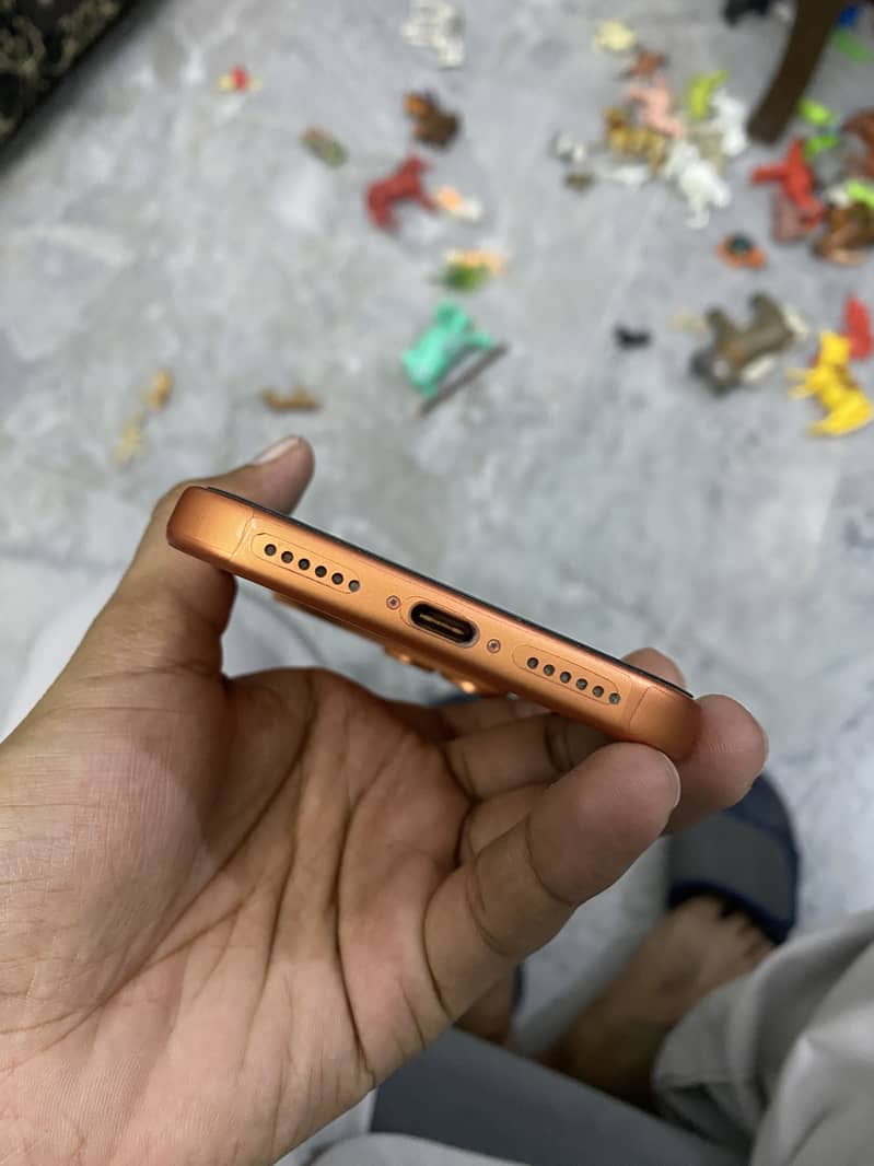 Apple iPhone 17 Pro Max 0