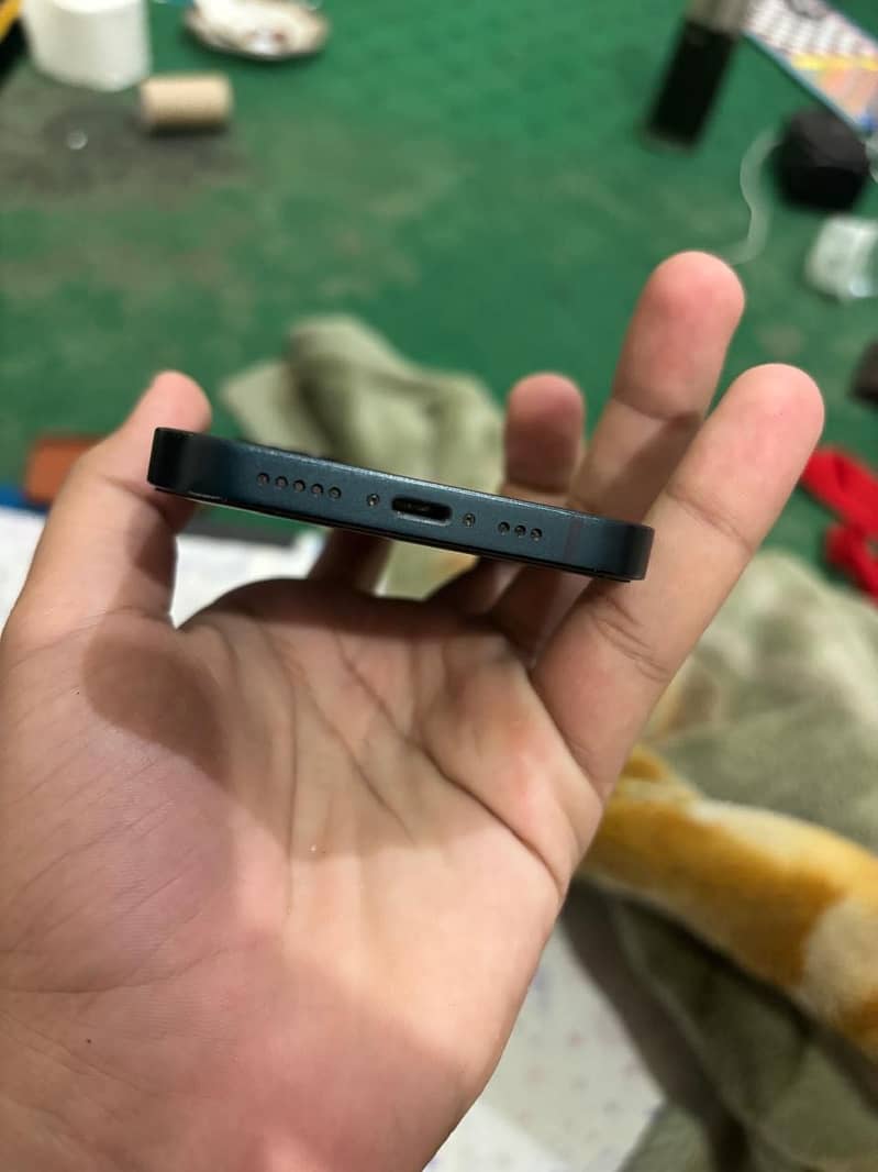 Apple iPhone 14 5
