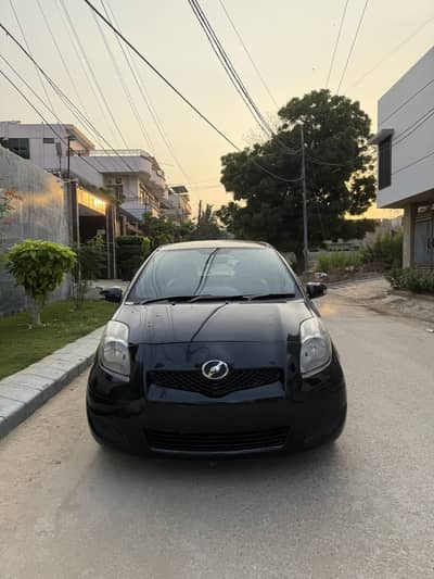 Toyota Vitz 2009/12 PUSH START
