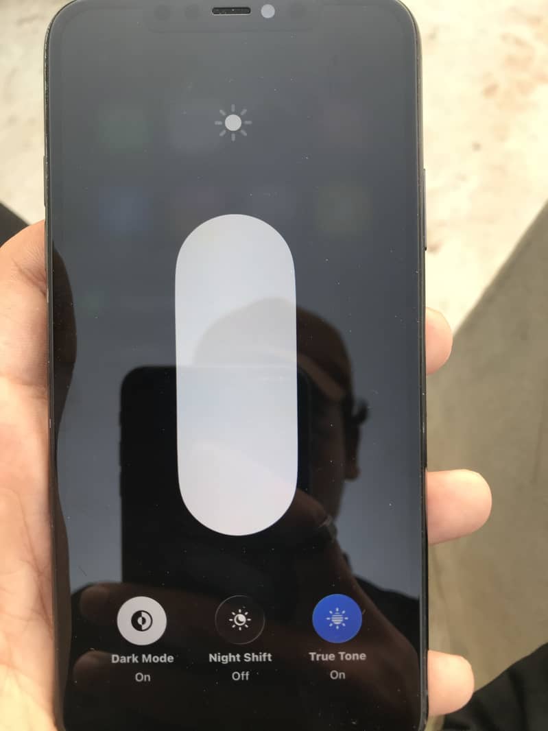 Apple iPhone 11 Pro Max 2