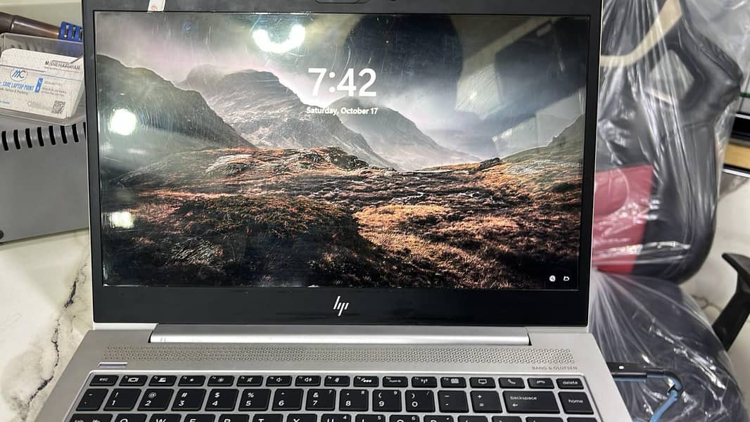 Laptop 0