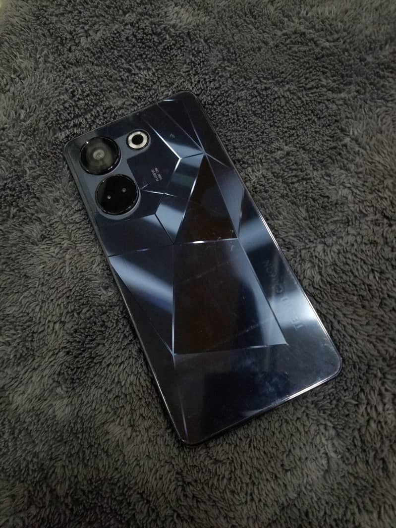 Tecno CAMON 20 10