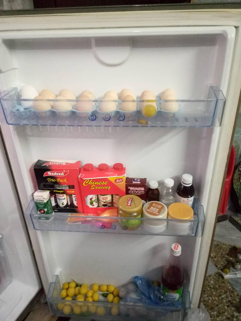 Refrigerator Medium size 9