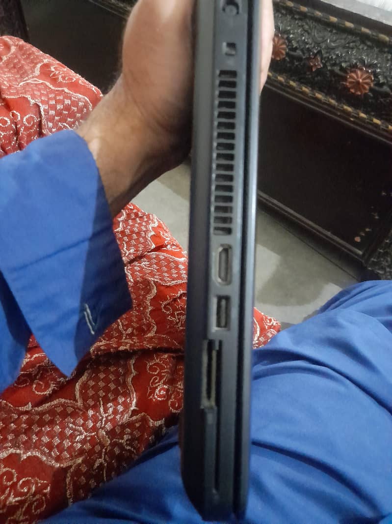 DEll LATITUDE E5440 7