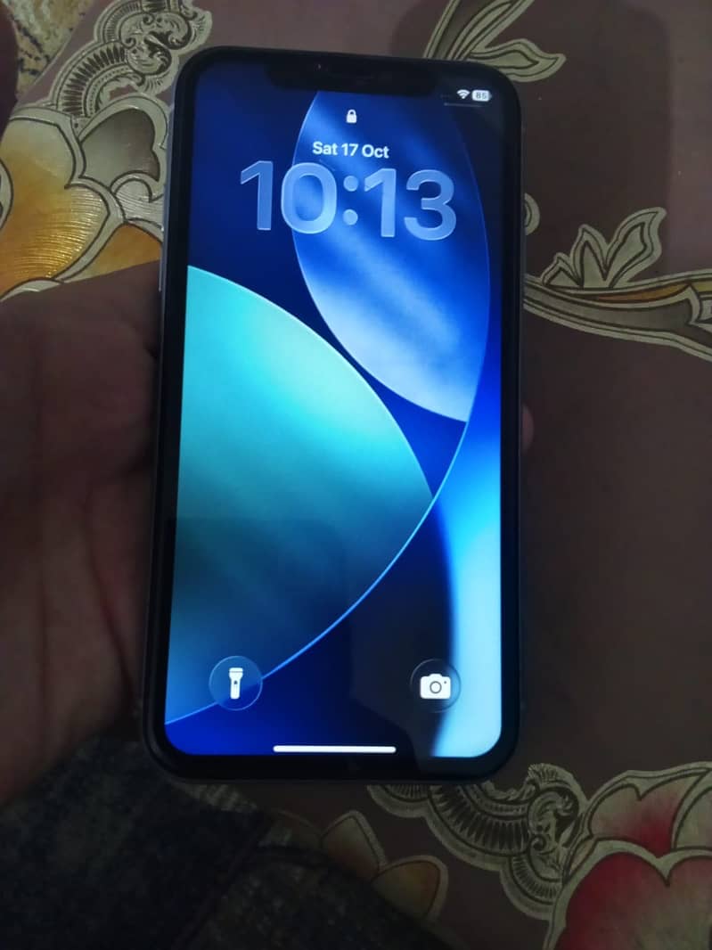 Apple iPhone 11 3