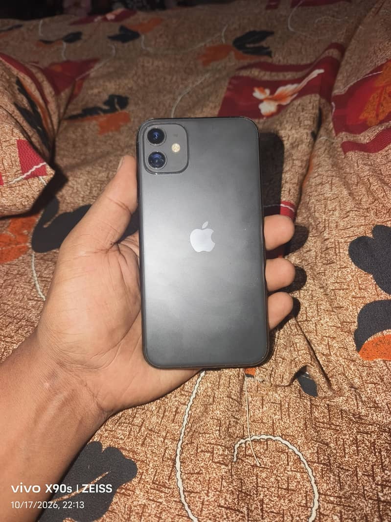 Apple iPhone 11 jv 0