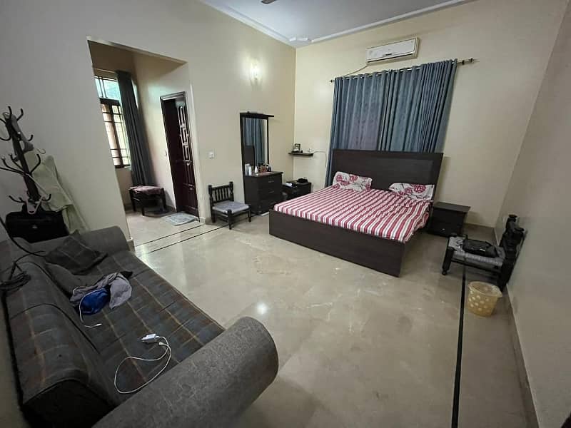 Prime Location 200 Square Yards House available for sale in Federal B ...