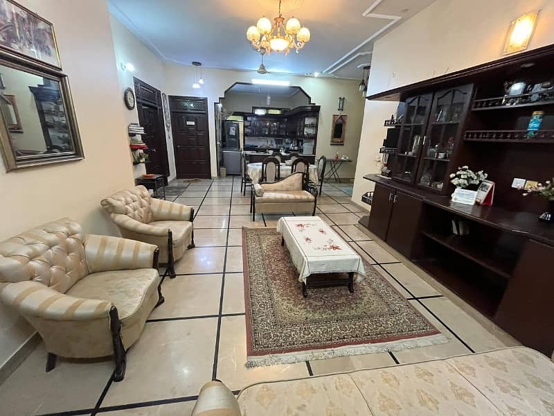 Perfect Prime Location 200 Square Yards House In Federal B Area - Block ...