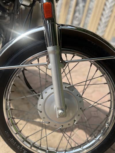 23/24 neat and clean bike unrigsered) with double samn