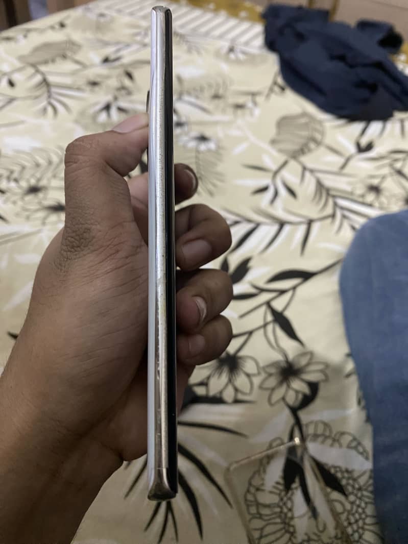 Tecno Spark 20 Pro Plus 4