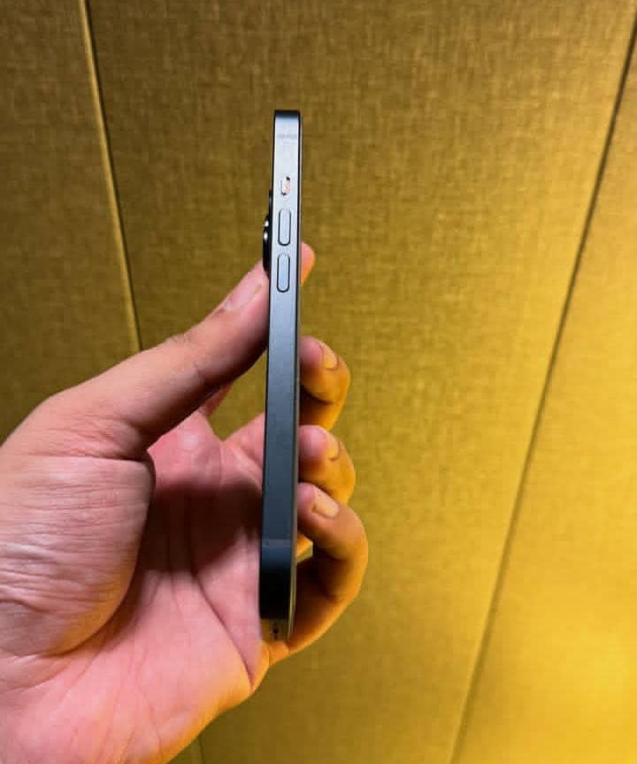 Apple iPhone 14 2