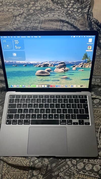 Apple MacBook Air M1 (2020) - 8GB RAM - Like New (1 Month Used)