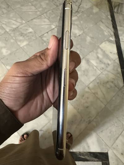 Apple iPhone 11 Pro Max (PTA approved )