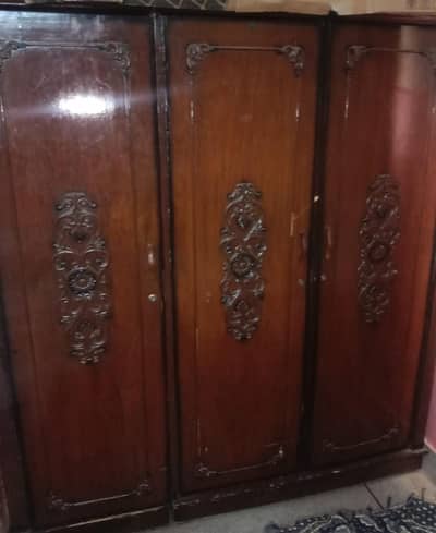 3 doors cubred for sale Naval and PNAD
