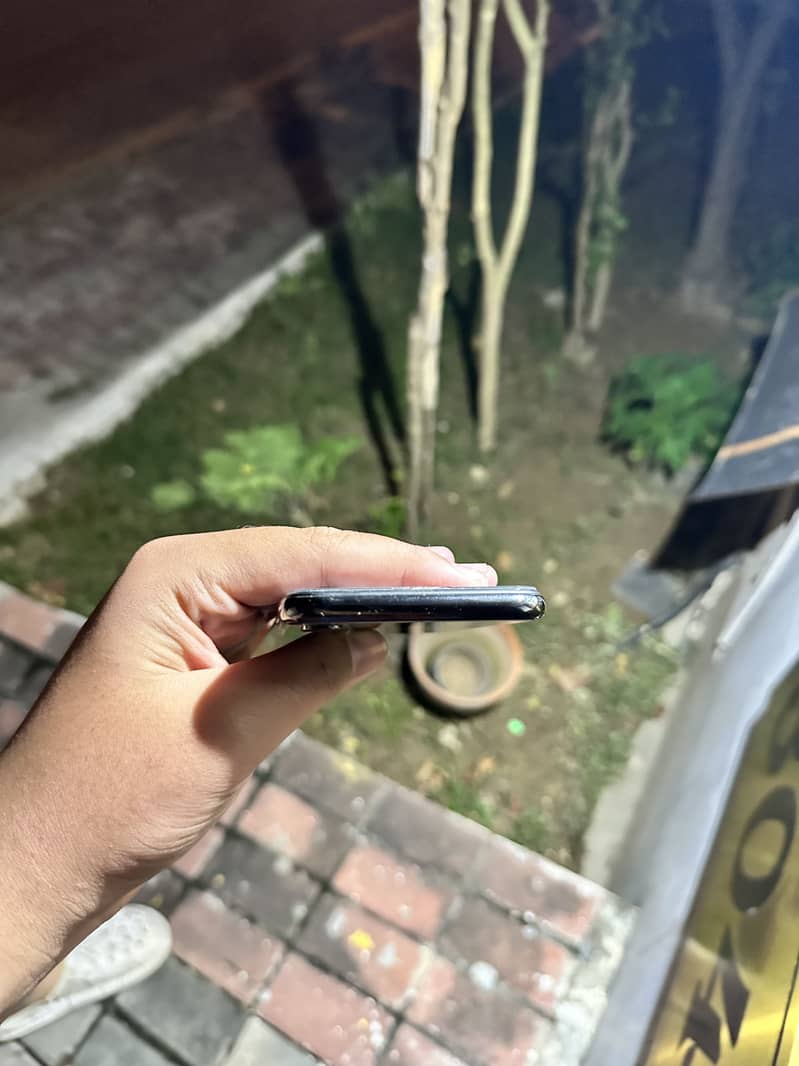Apple iPhone X 2