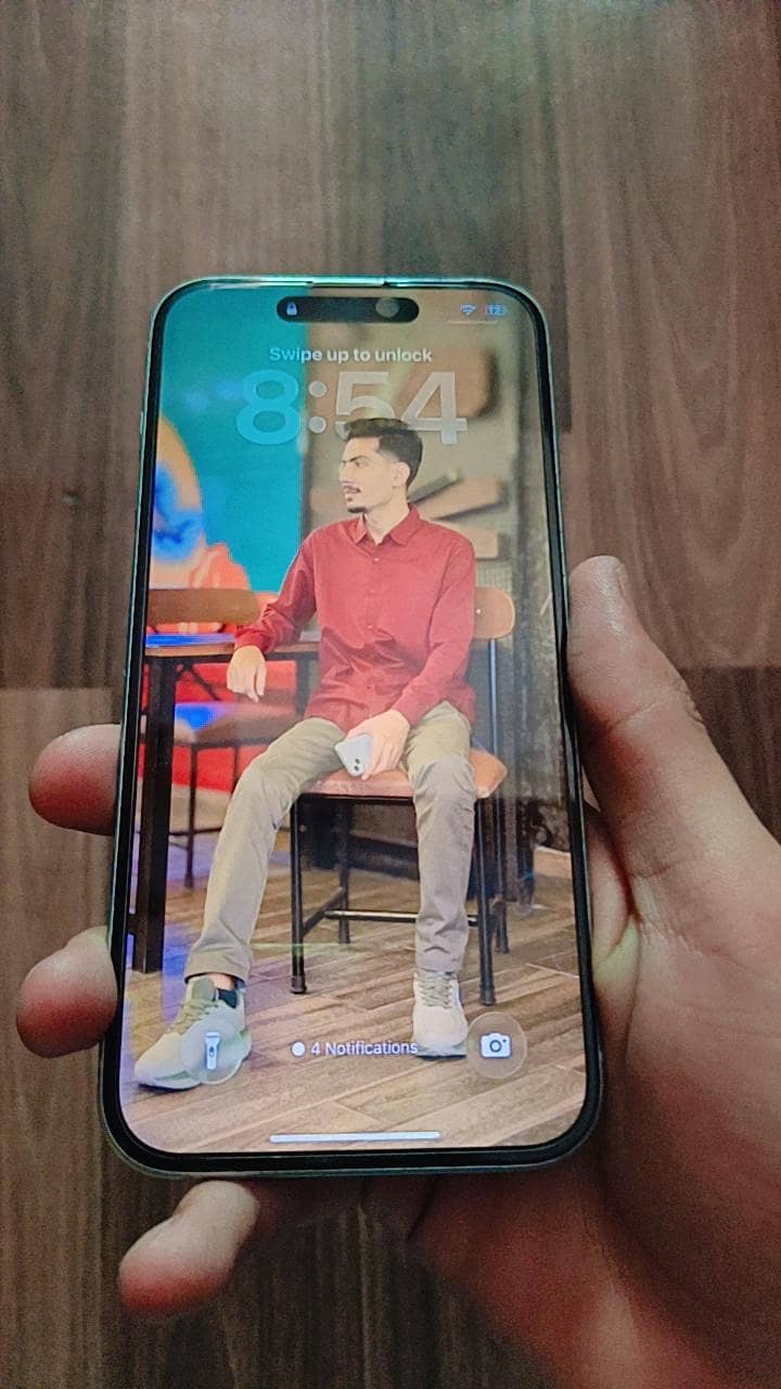 Apple iPhone 15 plus 0
