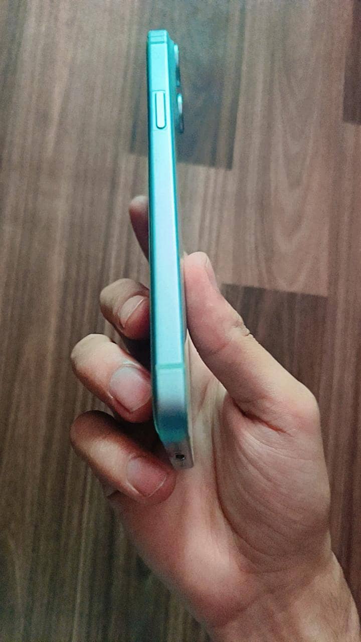 Apple iPhone 15 plus 1