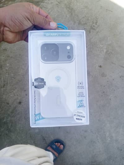 I phon 17 pro mex oregenal cover