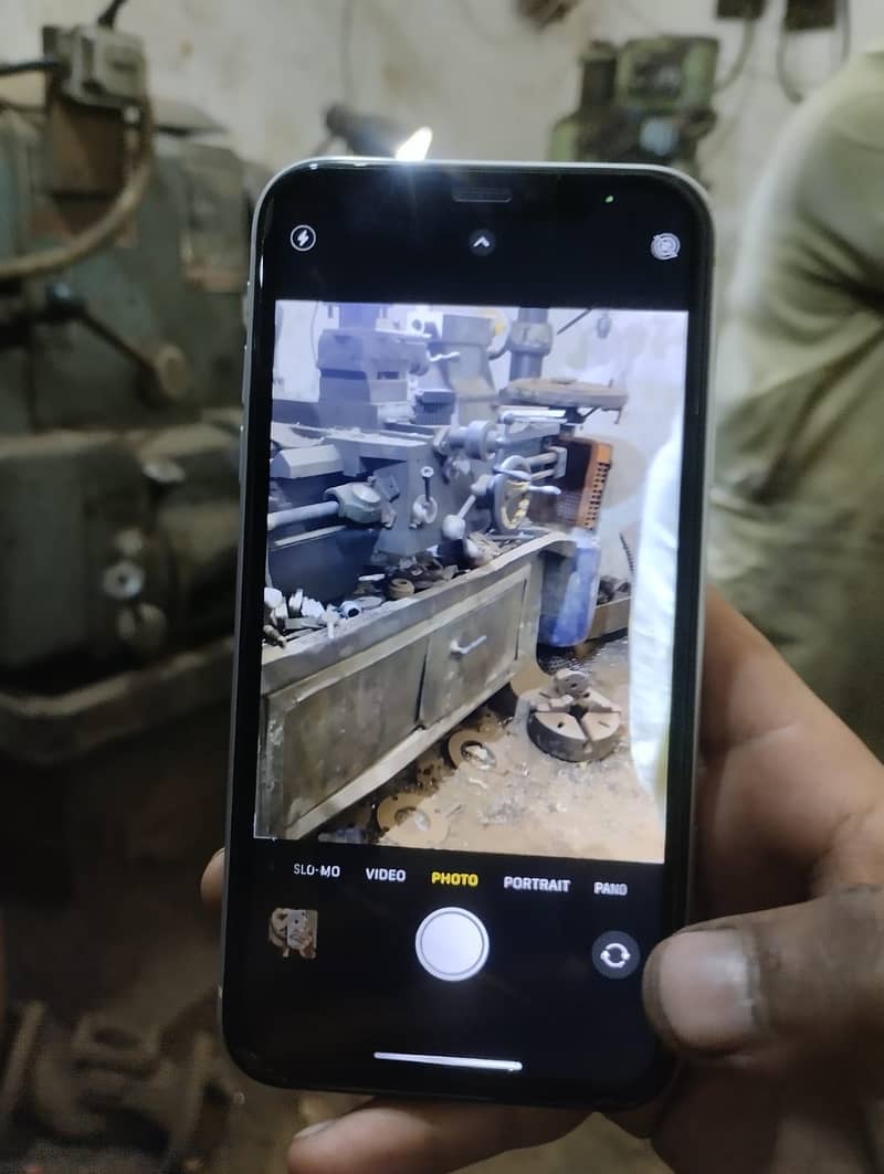 Apple iPhone XR 1