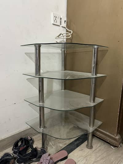 Corner Table