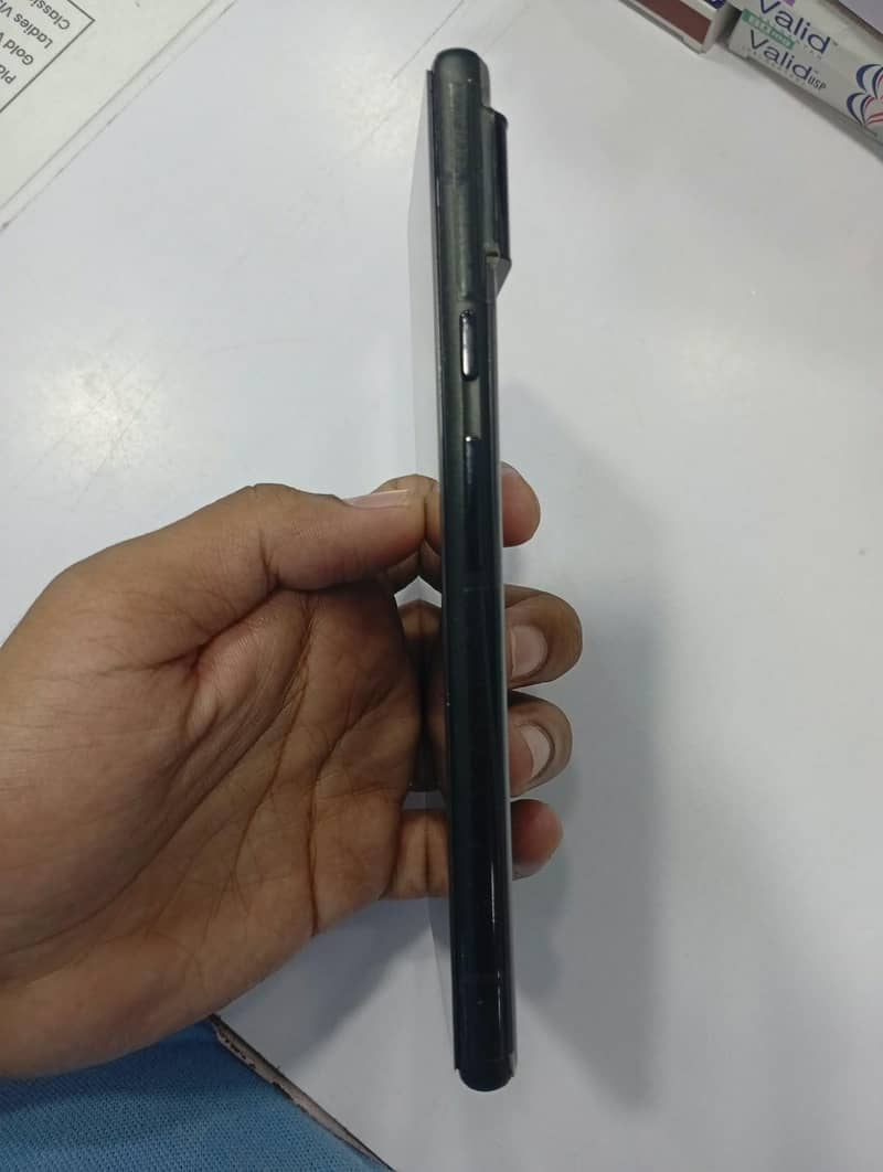 Google Pixel 6 4