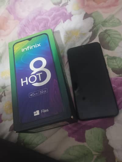 INFINIX HOT 8