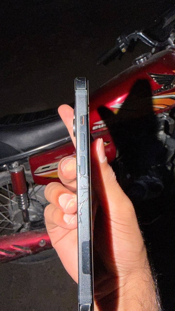 Apple iPhone 15 MDM 5