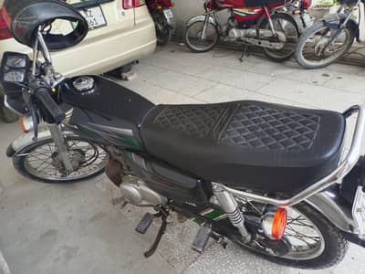 CG125