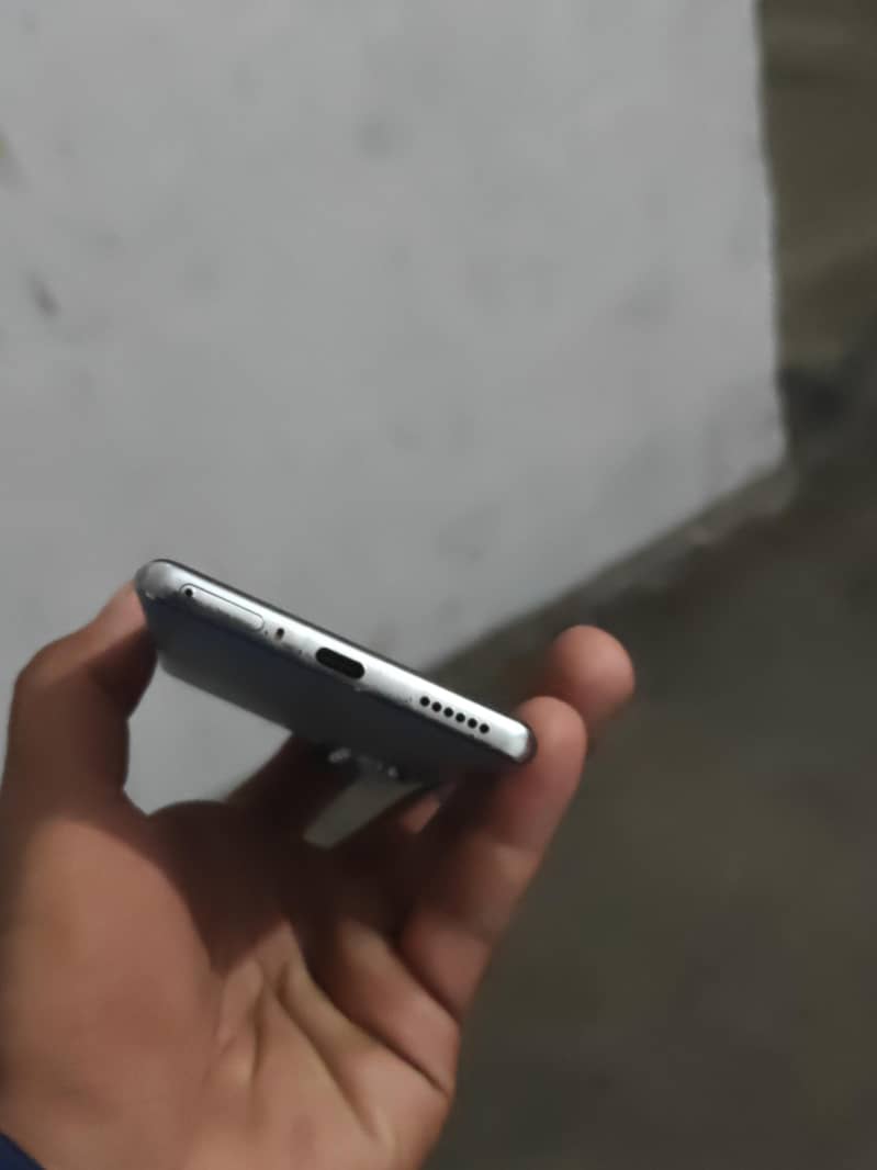 Tecno CAMON 40 Pro 5