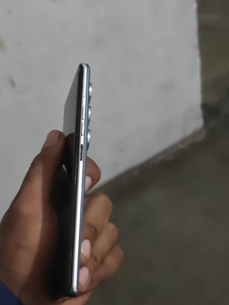 Tecno CAMON 40 Pro 7