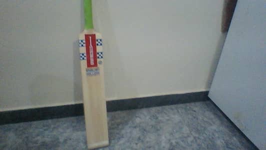 Gray Nicolls Bat