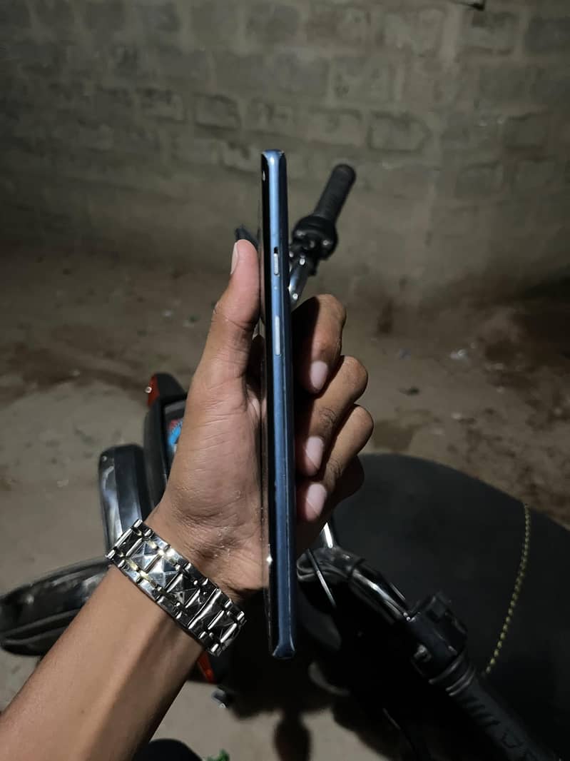 One Plus 8 5G 2