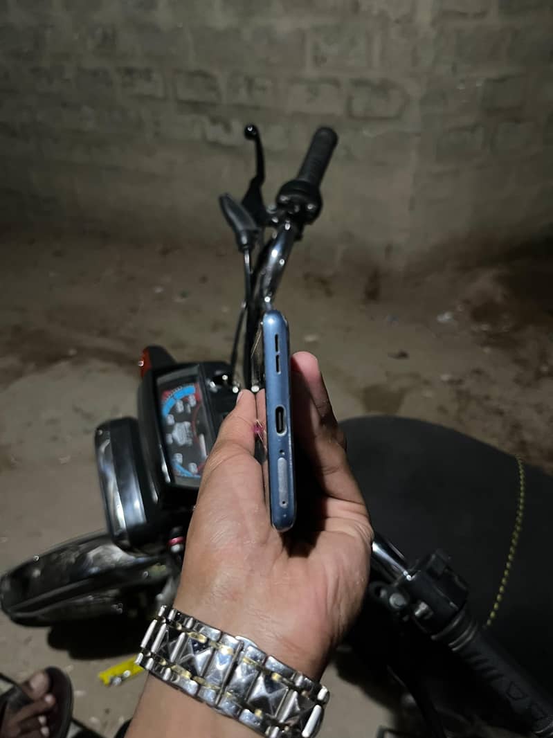 One Plus 8 5G 3