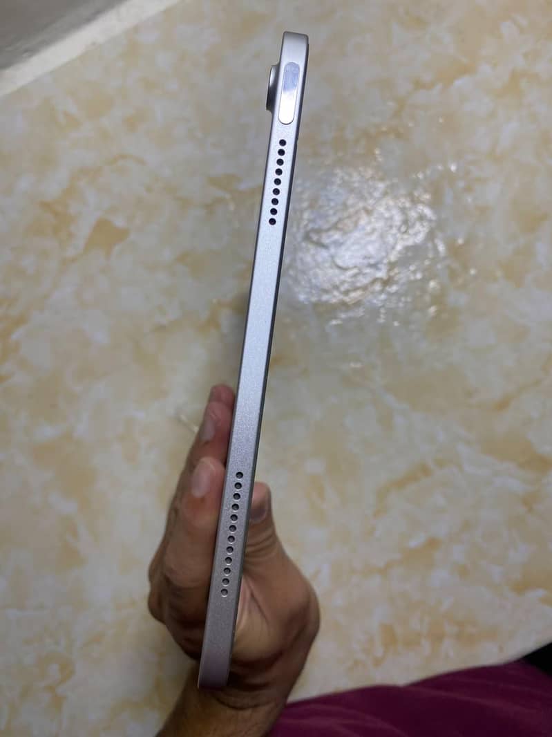 ipadA16(11gen)/128gbSilver 2