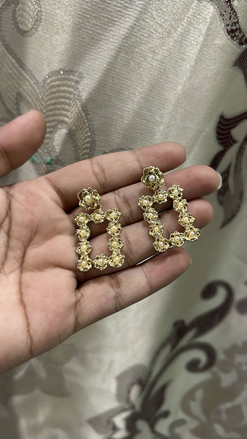 Earrings 1