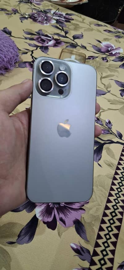 Apple iPhone 15 Pro Max factory